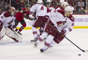 NHL: OCT 23 Coyotes at Wild