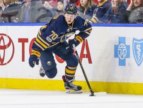Buffalo Sabres Right Wing Alexander Nylander (70) (Photo by John Crouch/Icon Sportswire).